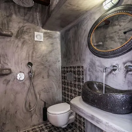 Sunset Nest Daire Plaka (Milos)